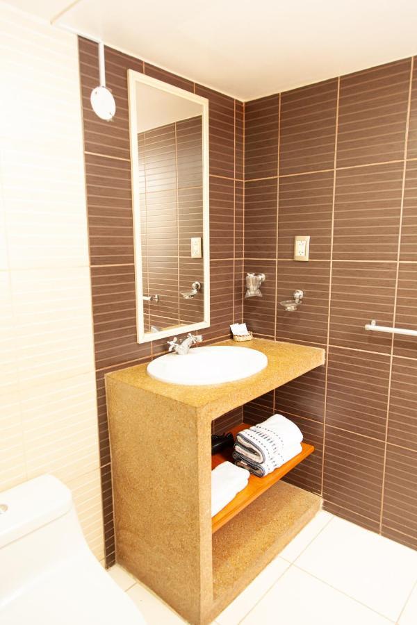 Holiday Suites タクナ エクステリア 写真
